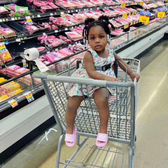 Profile Picture of Juleon Beleko (@juleonbeleko65) on Poshmark