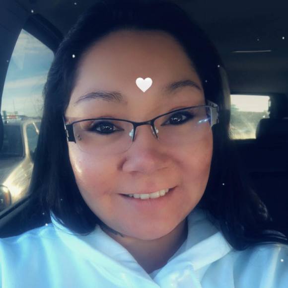 Profile Picture of Nebwequa Deverney (@nebwequa) on Poshmark