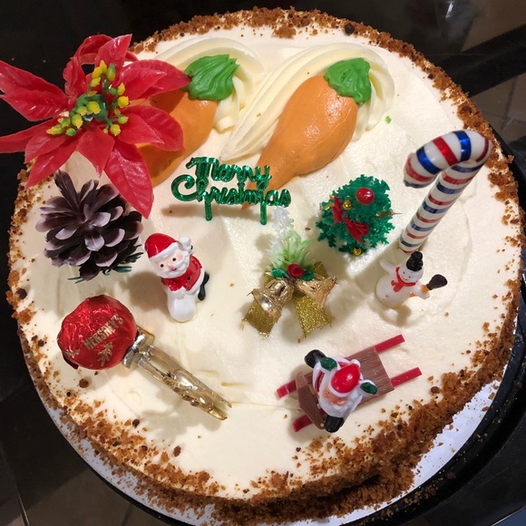 Profile Picture of Hien Huynh (@hien_h) on Poshmark