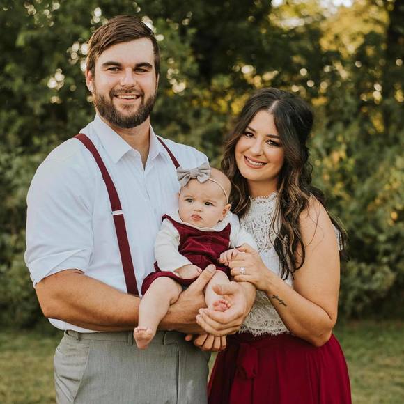 Tess Chronister - Poshmark Profile Picture of Tess Chronister (@tesschronister) on Poshmark