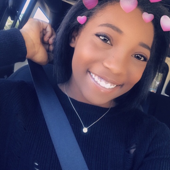 Profile Picture of Kimberly Mattox (@kmattox13) on Poshmark