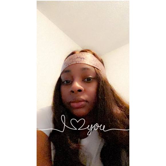 Profile Picture of Hilda Brown (@hebrown12) on Poshmark