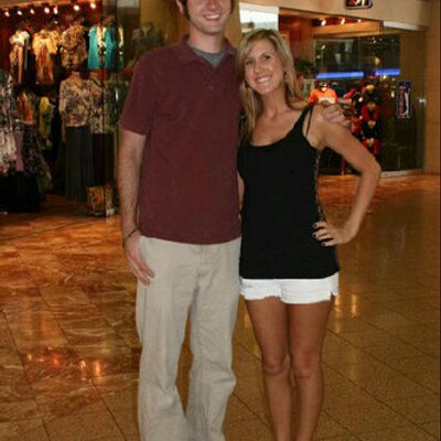 Profile Picture of Portia Thomas (@wussuportia) on Twitter