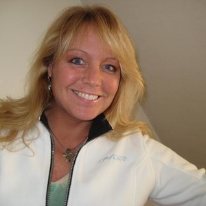 Profile Picture of Dawn Grayson (@dawnze) on Myspace