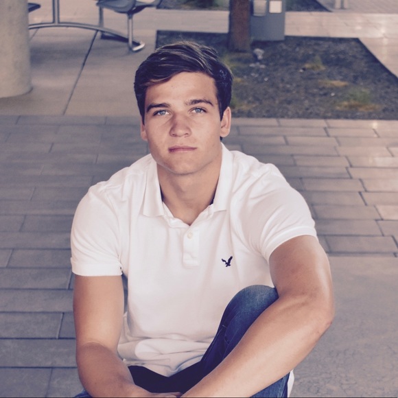 Profile Picture of Isaac Hoerner (@isaachoerner) on Poshmark