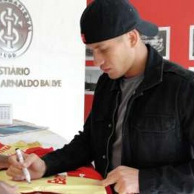 Profile Picture of Neivencedor (@@neivencedor) on Twitter