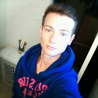 Profile Picture of Dustin Kisner (@DustinKis) on Twitter