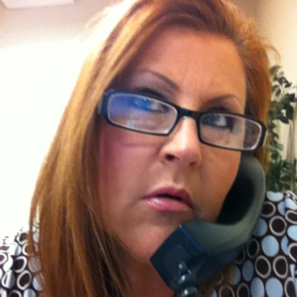 Profile Picture of Robin Dillard (@rsdillard) on Poshmark