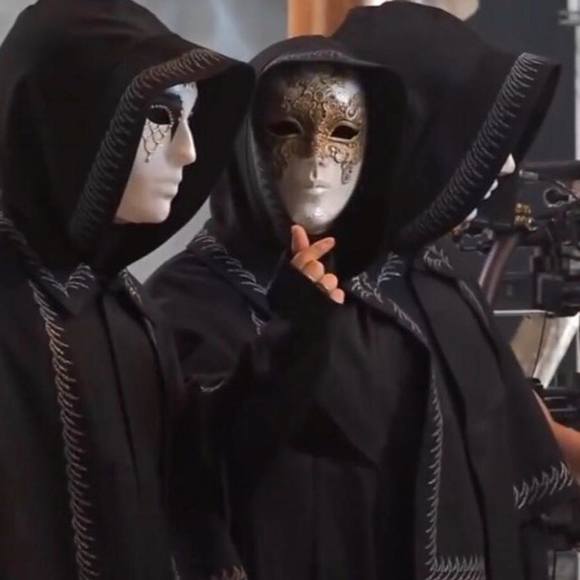 Profile Picture of Ivanna Tang (@ivannatang) on Poshmark