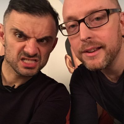 Profile Picture of Hey  👋🏻 I'm Chris. (@ChrisLCH) on Twitter