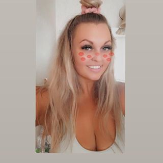 Profile Picture of Julia Morrison (@julia.morrison.714) on Facebook