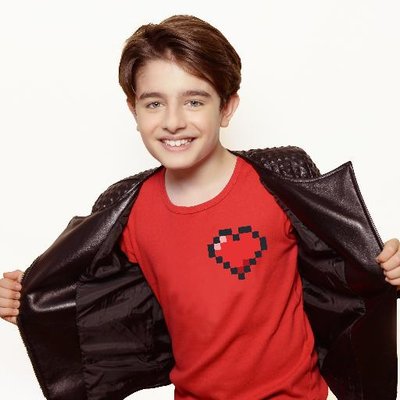 Profile Picture of Michael Varosyan (@MIKA_JESC2015) on Twitter
