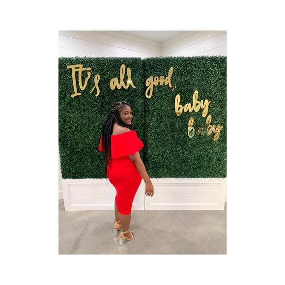 Profile Picture of Alexus Boyd (@chngetheworld) on Poshmark