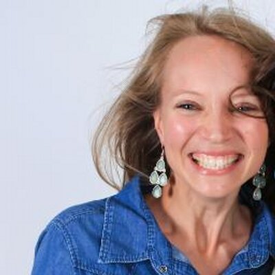 Profile Picture of Laurence De La B. (@Laurence_Bret) on Twitter
