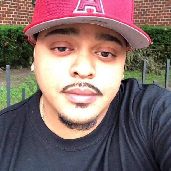 Profile Picture of Jeremy Ruiz (@bossman107) on Poshmark