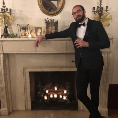 Profile Picture of Pat Reuter (@Krabby_PATty22) on Twitter