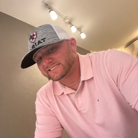Profile Picture of Aaron Bennett (@aaronbennett956) on Poshmark