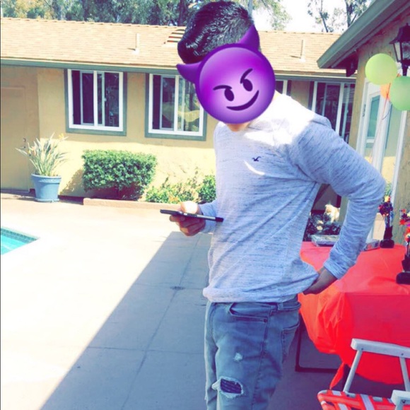 Profile Picture of Bryan Medrano (@bryan_1006) on Poshmark