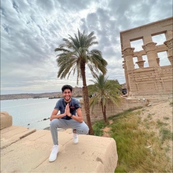 Profile Picture of Abdel Mohamed (@abdel_mohamed) on Poshmark