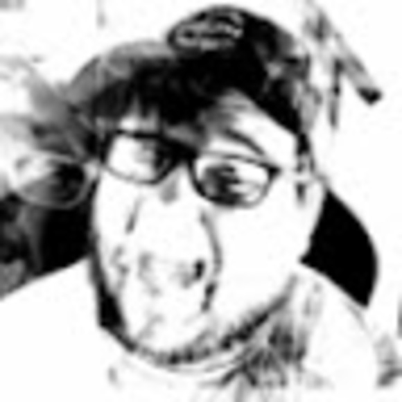 Profile Picture of Kuru Dokuta (@kurudokuta) on Poshmark