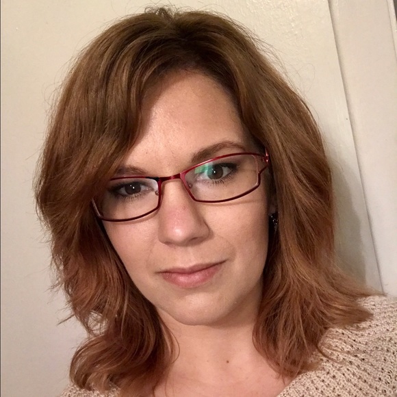 Profile Picture of Nicki Grzybowski (@ngrzybowski1) on Poshmark