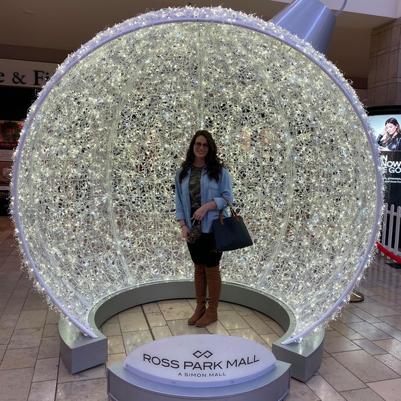 Profile Picture of Kacie Fury (@kaciefury) on Poshmark