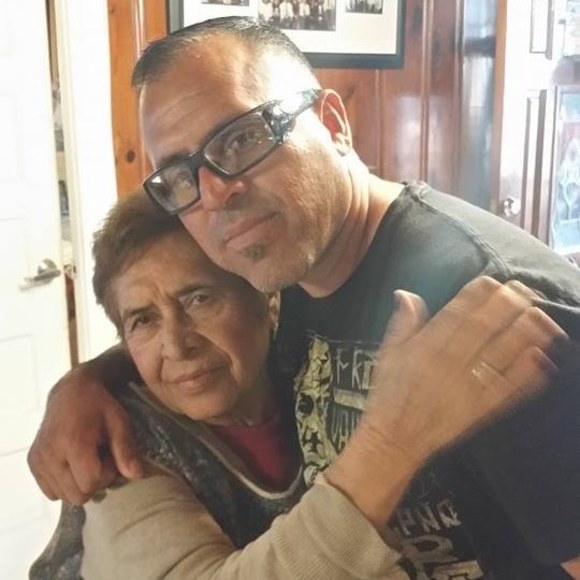 Profile Picture of Frank Ramirez (@frankramirez40) on Poshmark