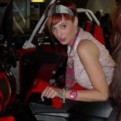 Profile Picture of Laura Reeves (@LauraaaJoy) on Twitter