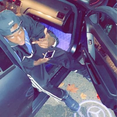 Profile Picture of Deandre Marshall Gudde (@DeandreGudde) on Twitter