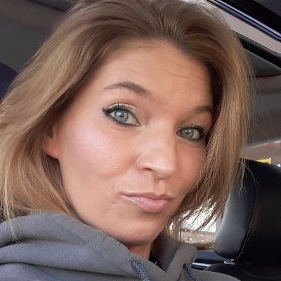 Profile Picture of CRYSTAL HENSLEY (@CRYSTAL18703514) on Twitter