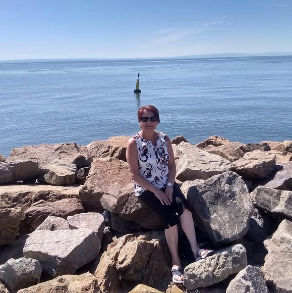 Profile Picture of Carole Papillon (@carolepapillon) on Poshmark