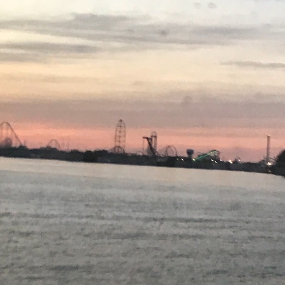 Kate Karwick - Poshmark Profile Picture of Kate Karwick (@katiebug2022) on Poshmark