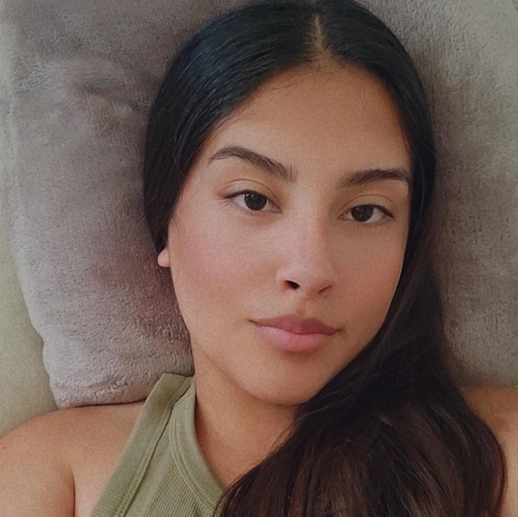 Cristal Madrigal - Poshmark Profile Picture of Cristal Madrigal (@cristalmdrgl) on Poshmark