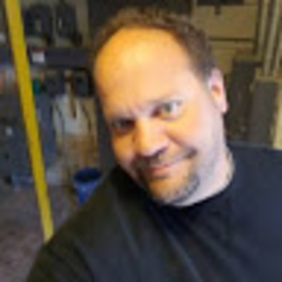 Profile Picture of Dirk Faull (@faullguy2027) on Poshmark