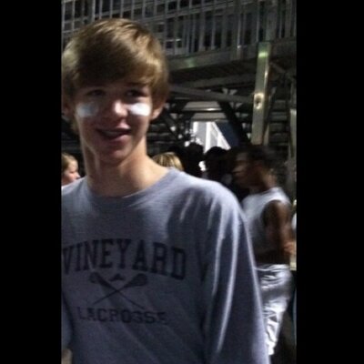 Profile Picture of Andrew Whorton (@TonsOfWhore) on Twitter
