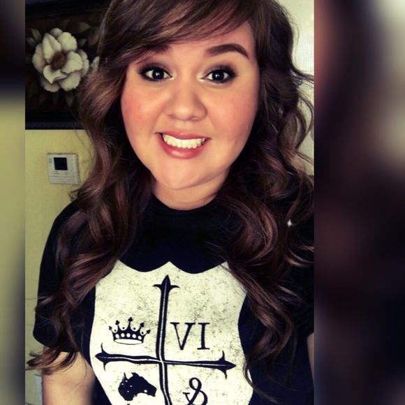 Profile Picture of Priscila Colchado (@pcolchado) on Poshmark