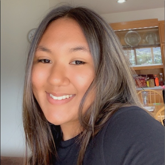 Profile Picture of Brianne Mccabe (@mccabeb03) on Poshmark