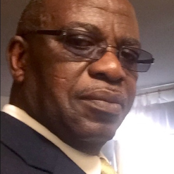 Profile Picture of Michael Gyamfi (@miragy7) on Poshmark