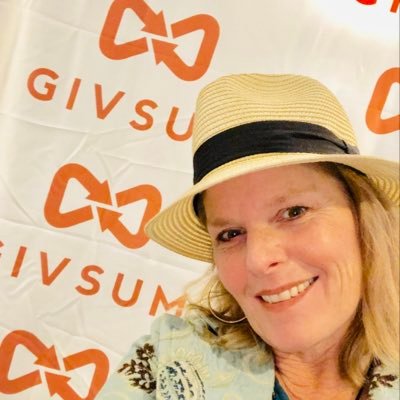 Profile Picture of Paige Parsons Roache (@RoachePaige) on Twitter