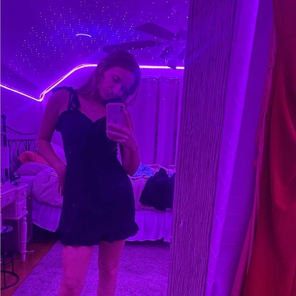 Profile Picture of Faith Caskey (@shopp159) on Poshmark