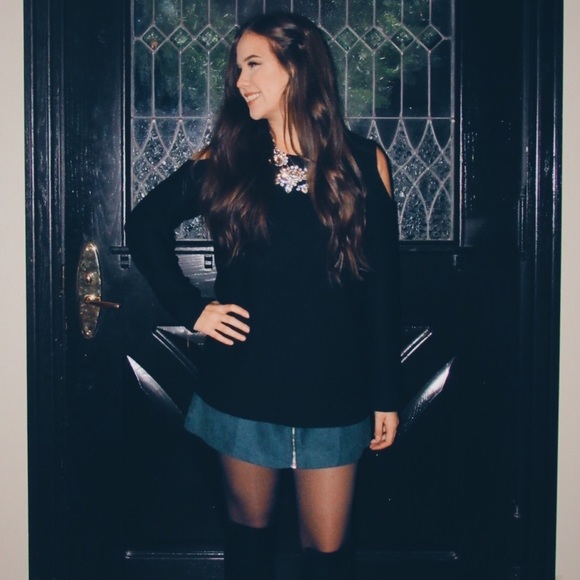 Profile Picture of Kylee Davis (@kyd95) on Poshmark