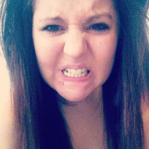 Profile Picture of Lucy Bennett (@luciib) on Myspace