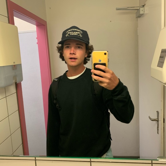 Profile Picture of Jacob Kendall (@jacobkendall02) on Poshmark