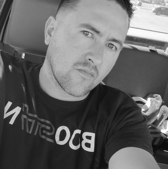 Profile Picture of Michael Allgood (@allgoodthegreat) on Poshmark