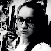 Profile Picture of Julia Lay (@julialay1984) on Youtube