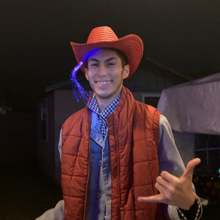 Profile Picture of Daniel Picazo (@kidinari) on Tiktok