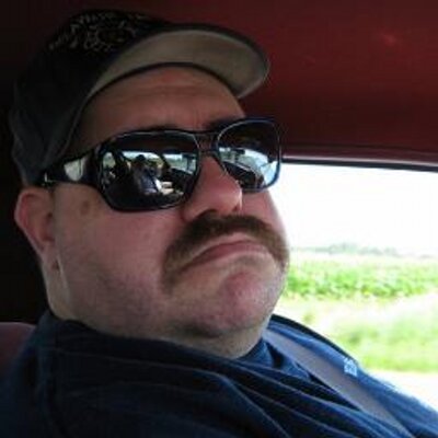 Profile Picture of Bryan Shively (@dylansdadd2005) on Twitter