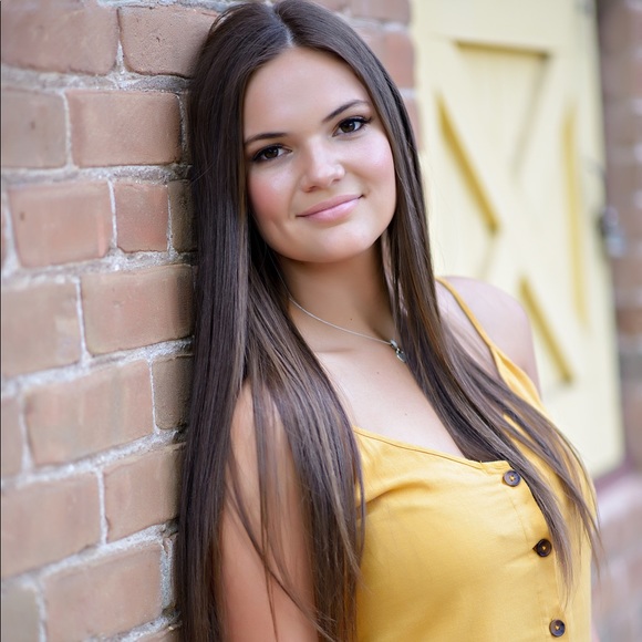 Profile Picture of Brooke Kemper (@brookekemper) on Poshmark