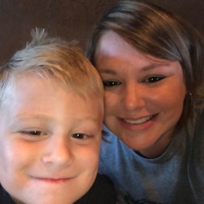 Profile Picture of Ashley Armstrong (@AshleyAyo) on Twitter