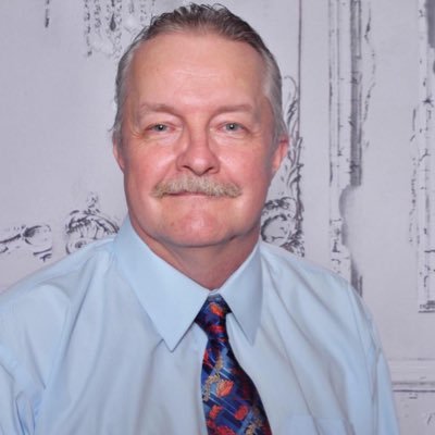 Profile Picture of R. Daniel Weitz (@thedaltonlyceo) on Twitter
